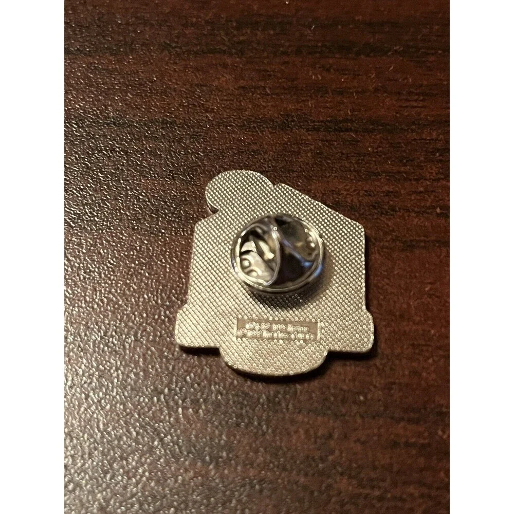 McDonald's Monopoly Coca-Cola Crew 1999 Scottie Dog Employee Lapel Hat‎ Pin